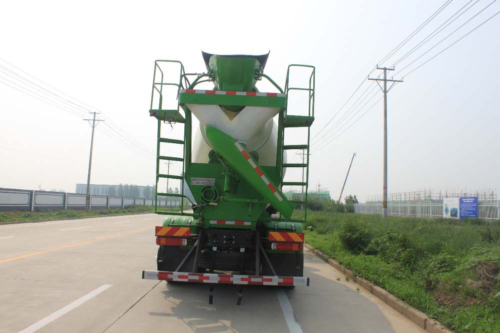 華盛源牌JZR5319GJBBJ6L-01混凝土攪拌運(yùn)輸車公告圖片