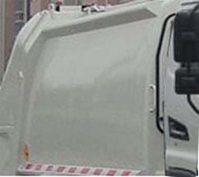 悅達(dá)牌YD5085ZYSHFE6壓縮式垃圾車公告圖片