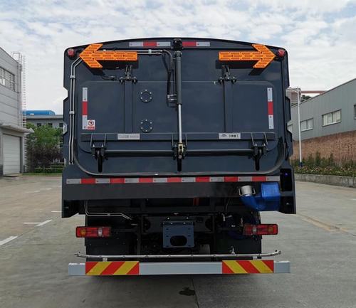 宇通牌YTZ5183TXSD0BEV純電動洗掃車公告圖片