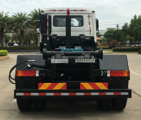 群峰牌MQF5250ZXXD6車廂可卸式垃圾車公告圖片