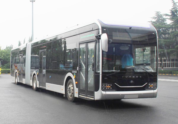 宇通牌ZK6186BEVG1纯电动低地板铰接城市客车公告图片