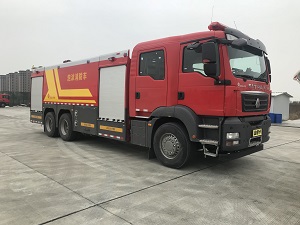 SJD5270GXFPM120/SDA 捷达消防牌泡沫消防车图片