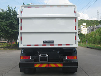 福龍馬牌FLM5120ZDJDF6壓縮式對(duì)接垃圾車公告圖片