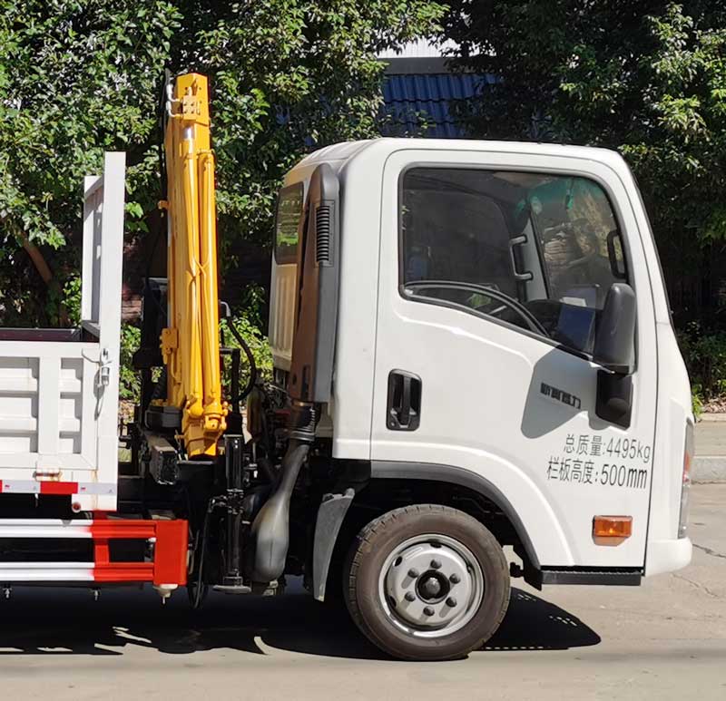 龙星汇牌HLV5040JSQCGC随车起重运输车公告图片