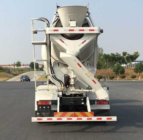 東風(fēng)牌DFV5313GJBGP6D混凝土攪拌運(yùn)輸車公告圖片