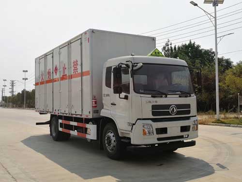 楚胜牌CSC5180XRYD6易燃液体厢式运输车公告图片