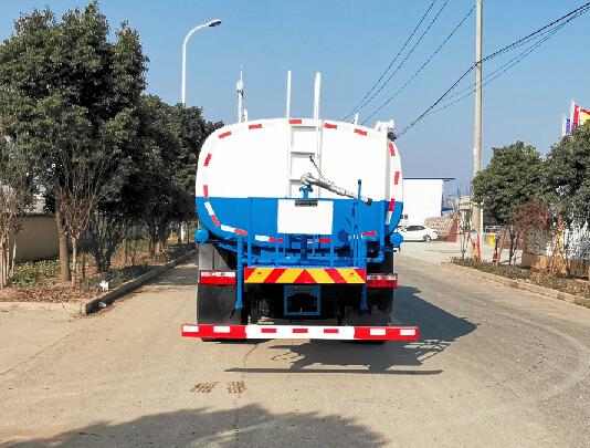 浩天星運(yùn)牌HTX5180GSSL6灑水車公告圖片