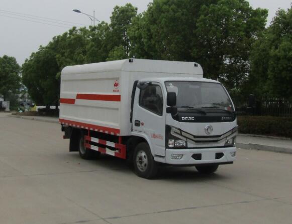 中汽力威牌HLW5041XTY6EQ密闭式桶装垃圾车公告图片