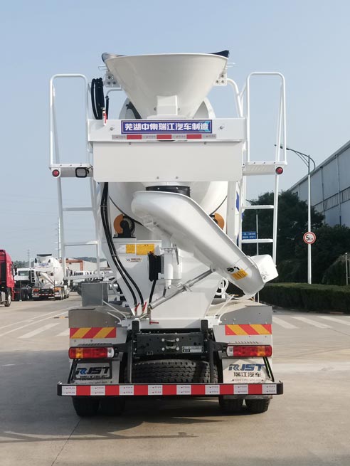 瑞江牌WL5311GJBZZG5B2混凝土搅拌运输车公告图片