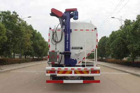 潤(rùn)知星牌SCS5180ZSLSX6散裝飼料運(yùn)輸車公告圖片