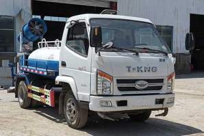 绿化喷洒车