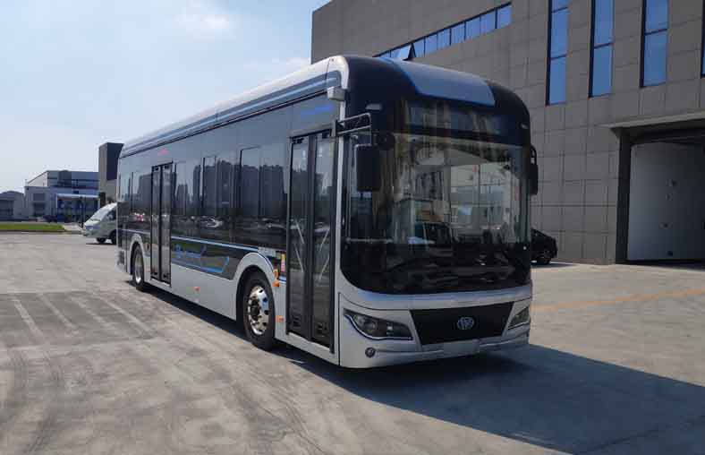 宏远牌10.5米21-37座纯电动低地板城市客车(KMT6107GBEV)