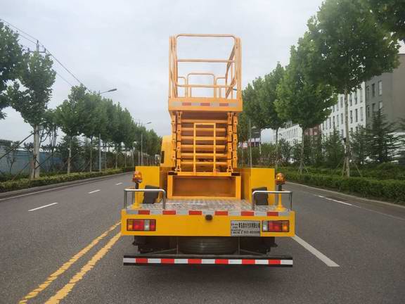 青索牌QJM5060JGKBEV純電動(dòng)高空作業(yè)車公告圖片