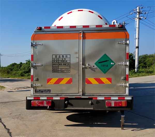 五峰牌JXY5260GDY低溫液體運輸車公告圖片