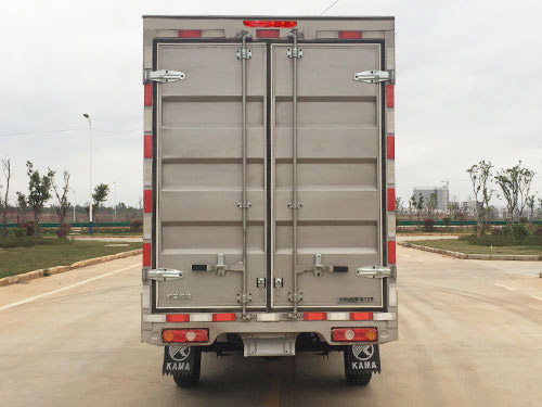 凱馬牌KMC5023XXYSC340S6廂式運(yùn)輸車(chē)公告圖片