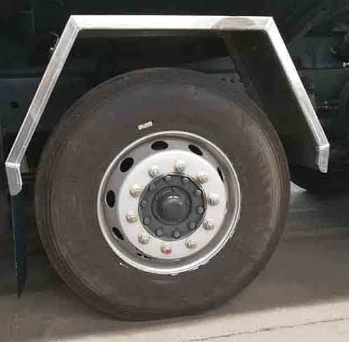 楚飛牌CLQ5181GYY6A鋁合金運油車公告圖片