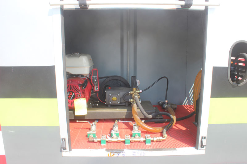 潤(rùn)知星牌SCS5031TYHEQ6路面養(yǎng)護(hù)車公告圖片