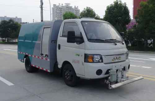 HCQ5030TYHHFC6 华通牌路面养护车图片