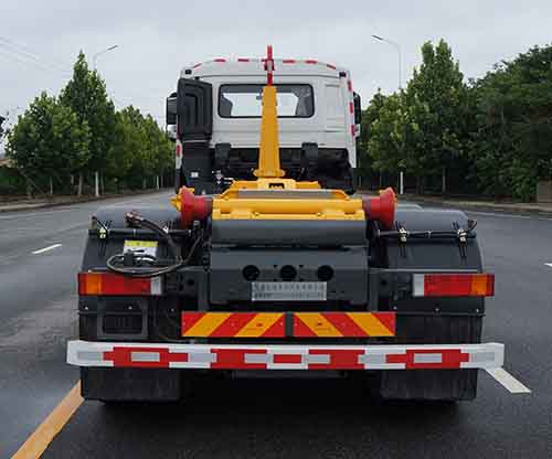 斯威譜牌NYX5250ZXXD6車廂可卸式垃圾車公告圖片