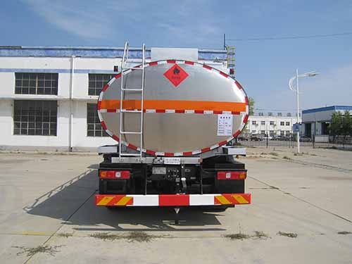 油龙牌YLL5326GRYJ易燃液体罐式运输车公告图片