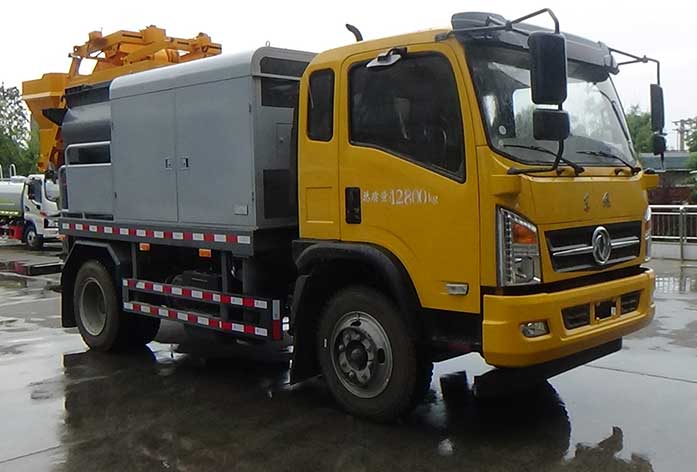 長(zhǎng)興德龍牌ZZZ5132THBEQ6車載式混凝土泵車公告圖片