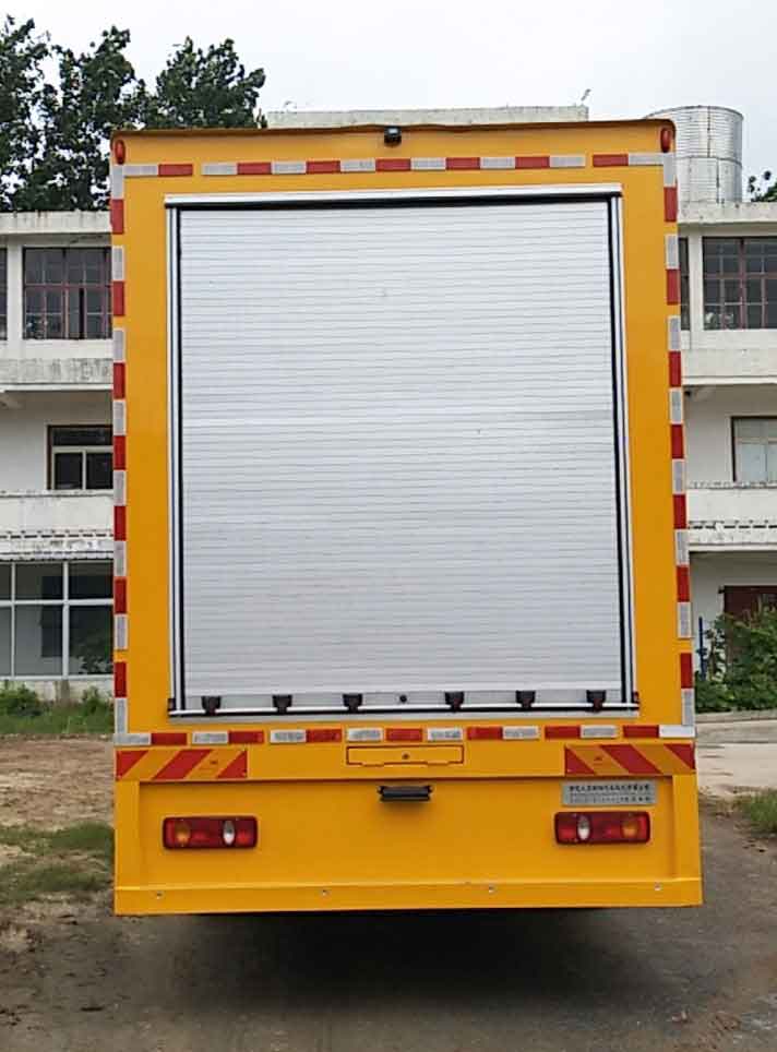 世技卡特牌XCL5181XXHL6救險(xiǎn)車公告圖片