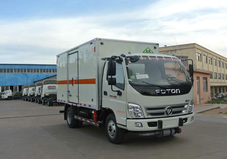 春星牌ZZT5041XRQ-5易燃气体厢式运输车