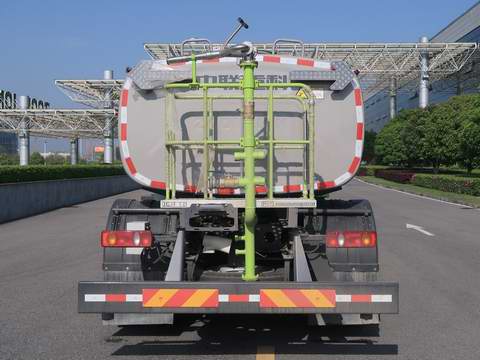 中聯(lián)牌ZBH5182GQXEQABEV純電動清洗車公告圖片