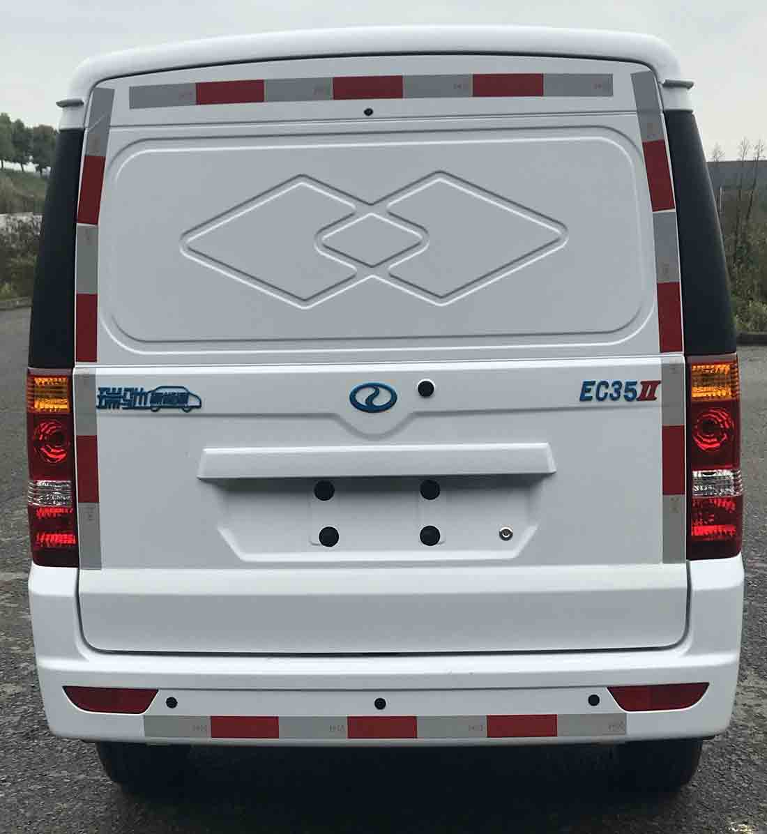 瑞馳牌CRC5032XXYE-LBEV純電動封閉貨車公告圖片