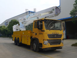 高空作业车
