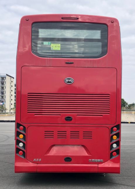 比亚迪牌BYD6100LSEV5纯电动低入口双层城市客车公告图片