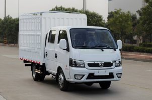 仓栅式运输车