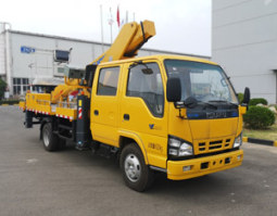 高空作业车