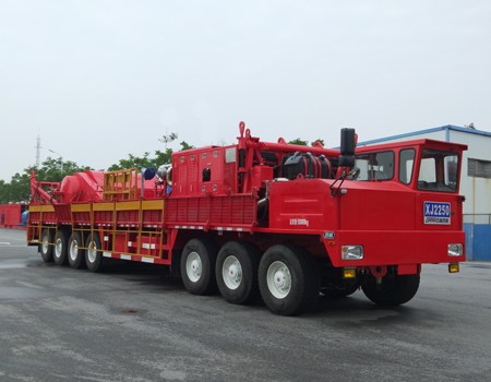 四機(jī)牌SJX5550TXJ850修井機(jī)公告圖片