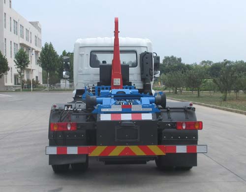 沃達(dá)特牌QHJ5181ZXX車廂可卸式垃圾車公告圖片