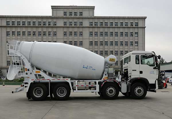 唐鴻重工牌XT5317GJBT5E2混凝土攪拌運輸車公告圖片