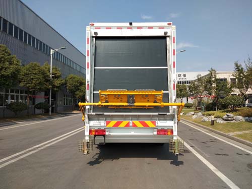 金驫牌YJW5251ZYSE6壓縮式垃圾車公告圖片