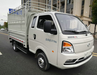 長(zhǎng)安牌SC5040CCYUDW62倉(cāng)柵式運(yùn)輸車公告圖片