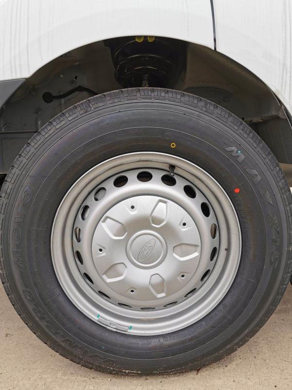 寶龍牌TBL5037XYC-AM1防彈運(yùn)鈔車公告圖片