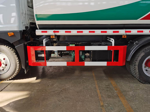 衡霸牌YYD5181GPSD6綠化噴灑車公告圖片