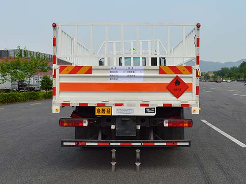 勤宏牌SQH5182TQPB6氣瓶運(yùn)輸車公告圖片