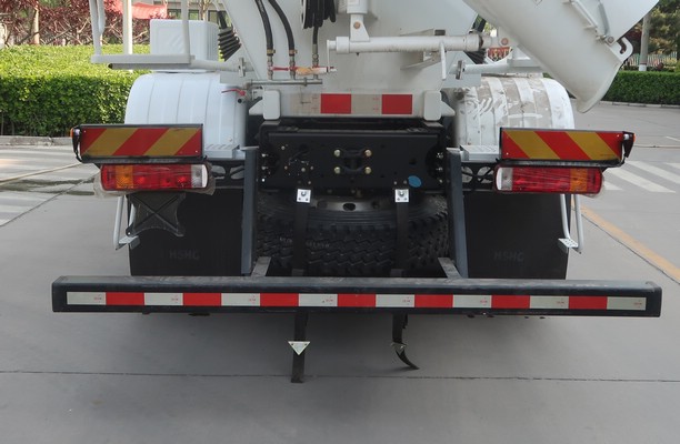 宏昌天馬牌HCL5319GJBBJN33G6L混凝土攪拌運輸車公告圖片