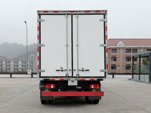 豪曼牌ZZ5048XLCG17FB5冷藏車公告圖片