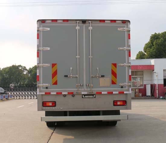 華東牌CSZ5240XYC-BL6運鈔車公告圖片