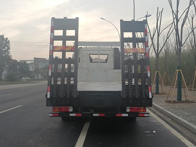 解放牌CA5250TPBP62K1L3T1E6平板運(yùn)輸車公告圖片