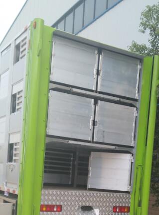 炎帝牌SZD5180CCQD6H畜禽運(yùn)輸車公告圖片