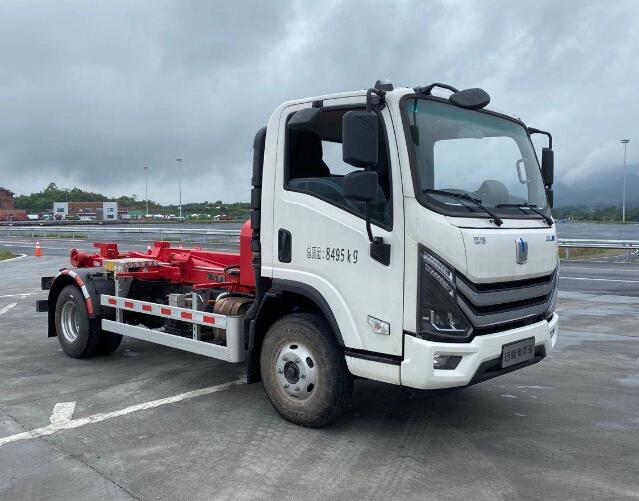 重特牌QYZ5080ZXXSHEV插電式混合動(dòng)力車廂可卸式垃圾車公告圖片