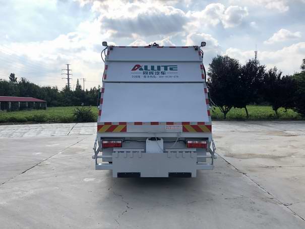 賽哥爾牌QTH5168ZYSA壓縮式垃圾車公告圖片