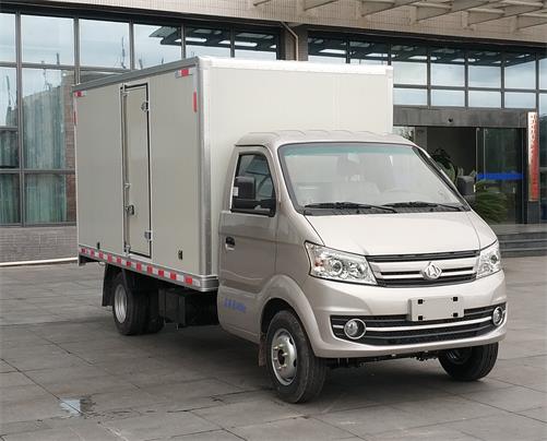 長安牌CKS5034XXYFRD6B1廂式運輸車公告圖片