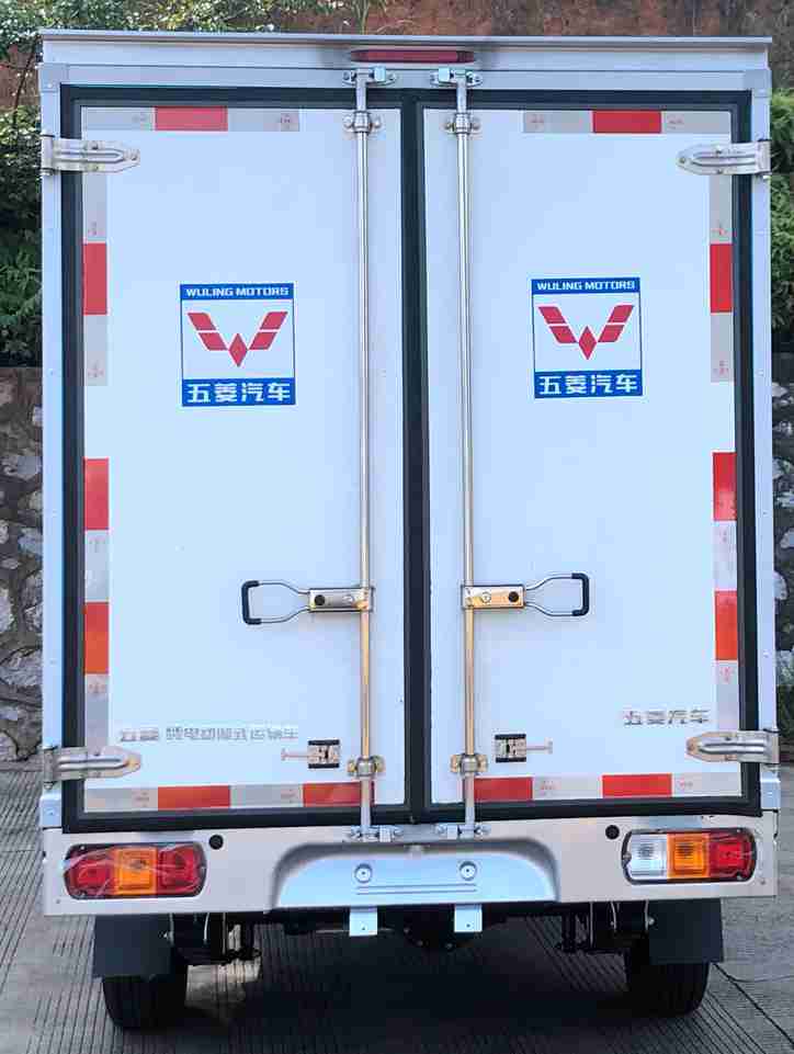 五菱牌GXA5035XXYDEV純電動(dòng)廂式運(yùn)輸車公告圖片